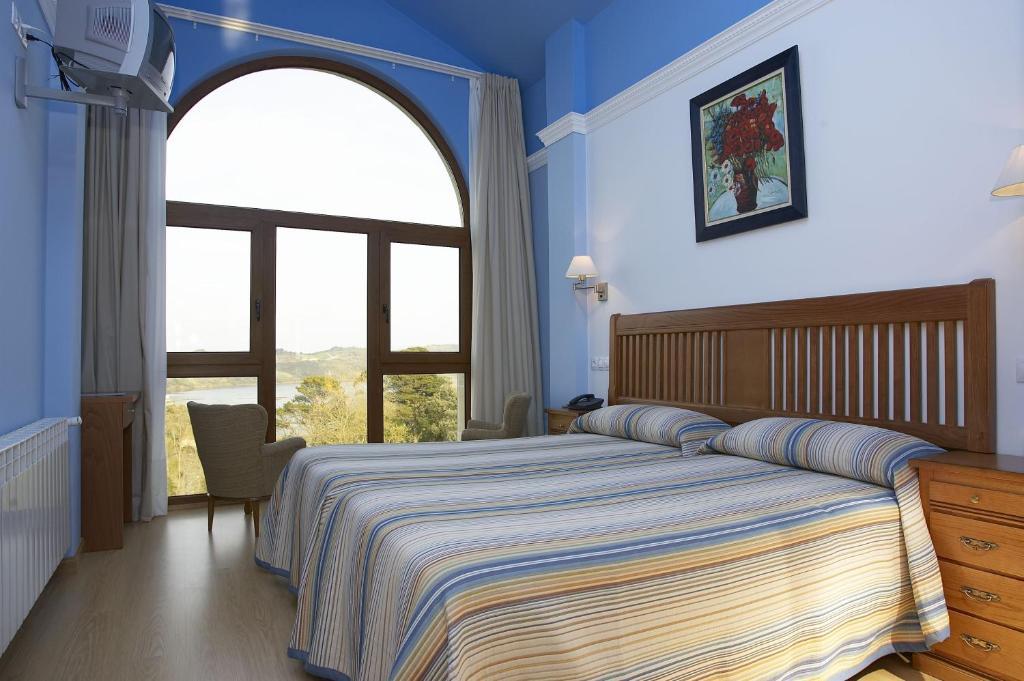 Hotel Azul De Galimar San Vicente De La Barquera Ngoại thất bức ảnh